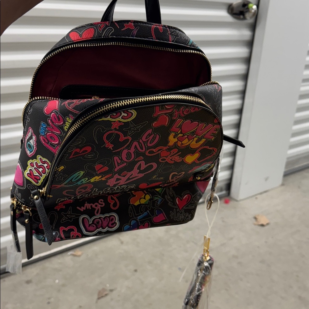 Love Backpack Set In Black - Picture 12 of 14